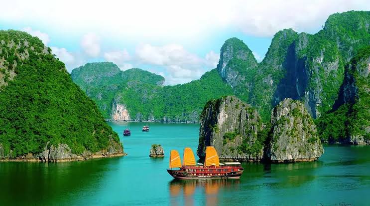 Best Vietnam Tour Package from Faridabad | Best Vietnam Tour Package