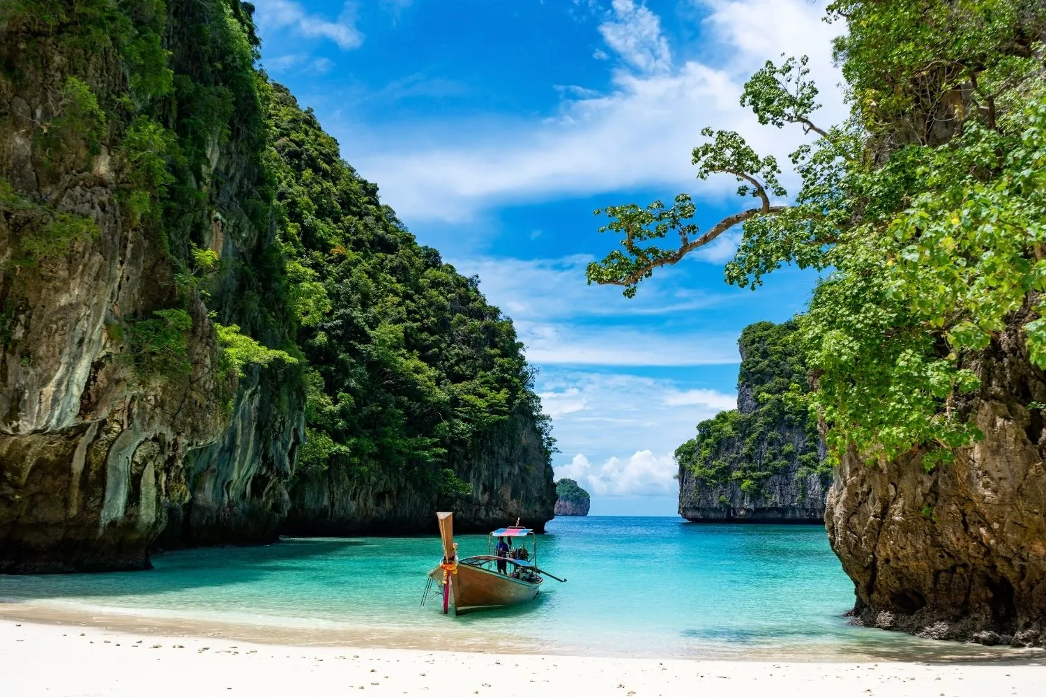 THAILAND GROUP TRIP